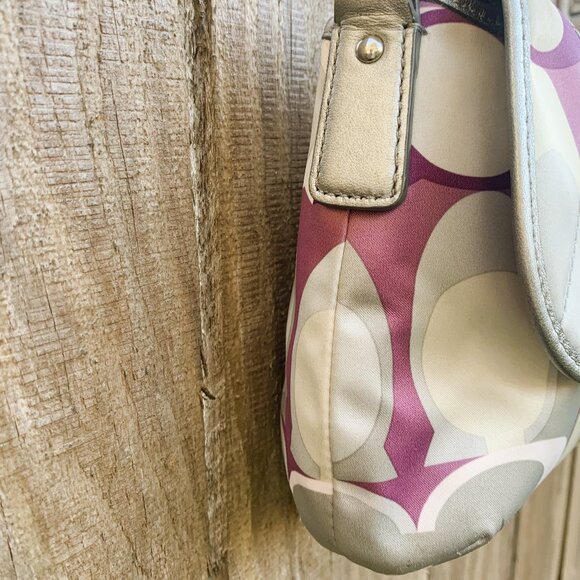 Coach Signature Soho Daisy Scarf Print Crossbody Shoulder Bag - Picture 6 of 9